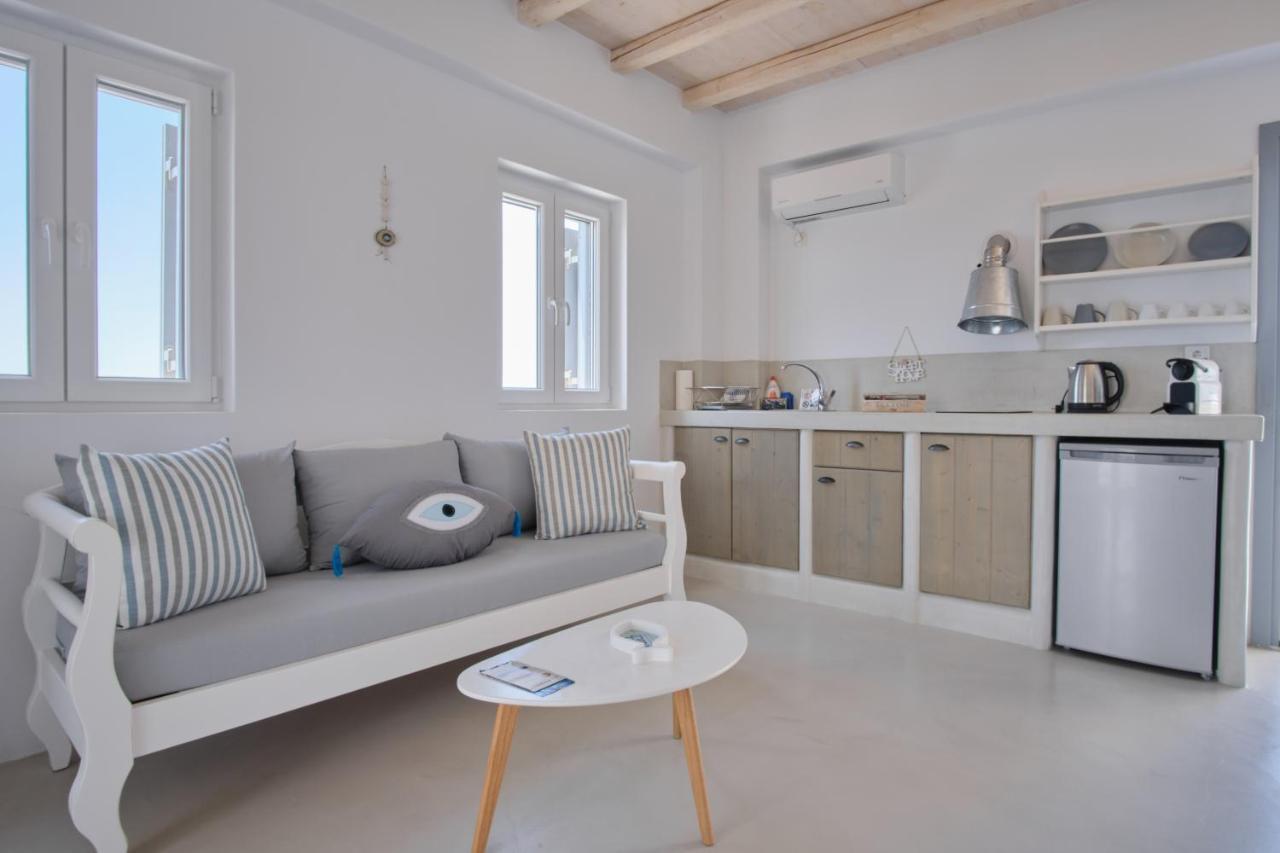 Cape Suites Kithnos Esterno foto