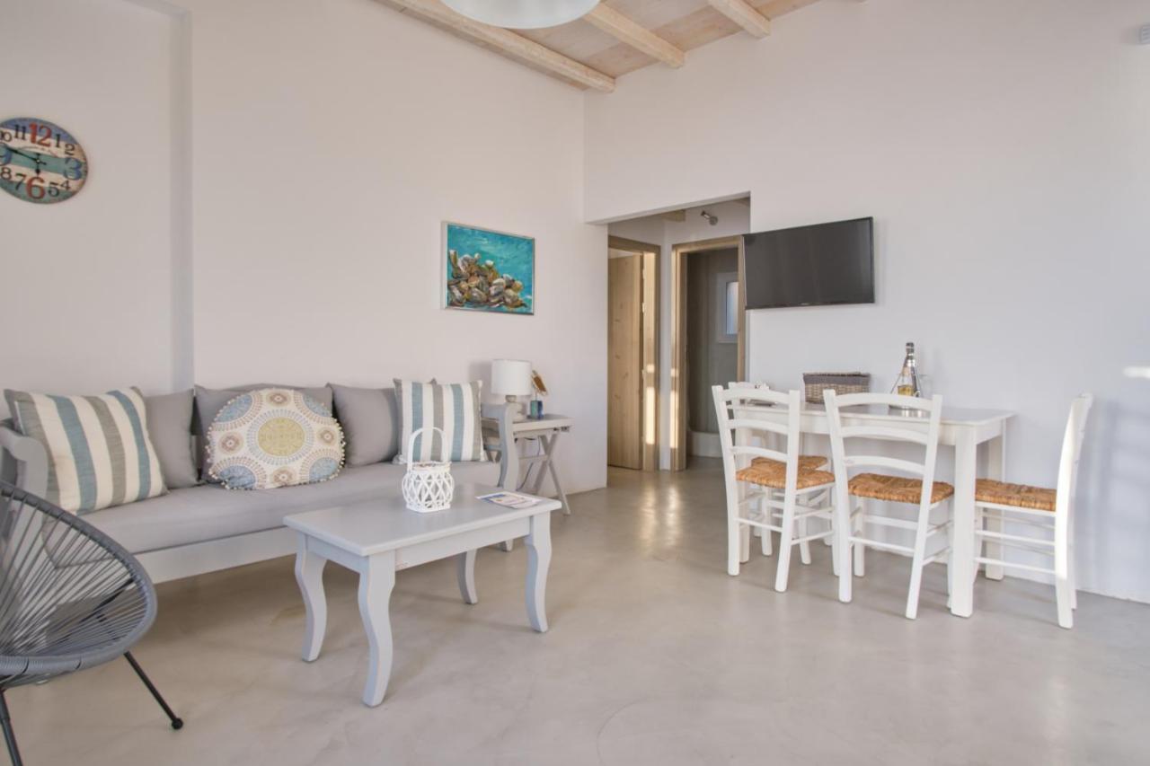 Cape Suites Kithnos Esterno foto
