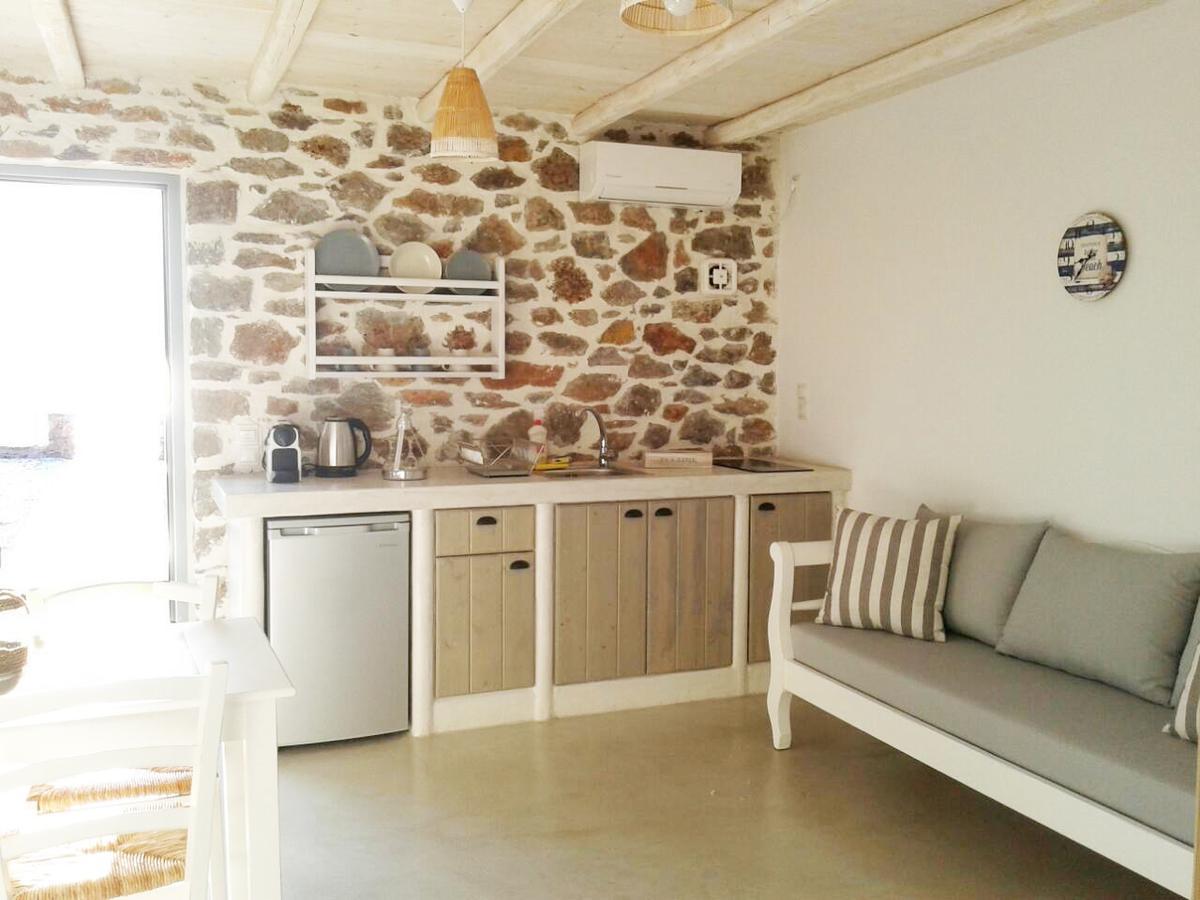 Cape Suites Kithnos Esterno foto