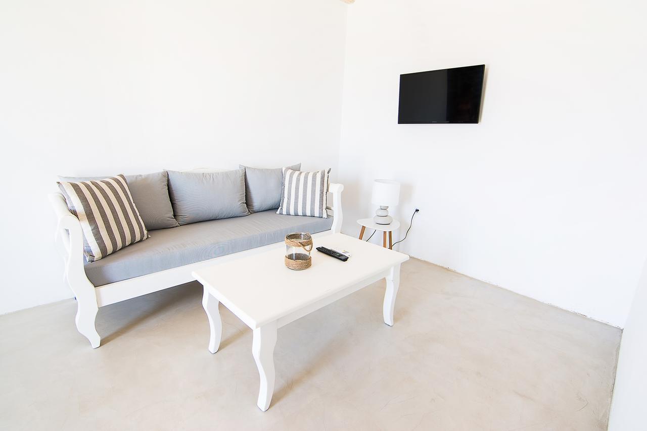 Cape Suites Kithnos Esterno foto